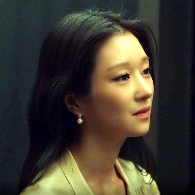 Eve Lee La-el (Seo Ye-ji) Inspired Earrings 045 - ONE SIZE ONLY / Gold - Earrings