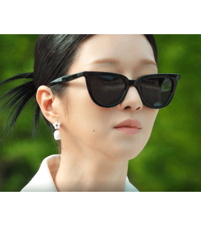 Eve Lee La-el (Seo Ye-ji) Earrings 001 [100% Authentic!] - ONE SIZE ONLY / Silver / Purchasing Time of 1 Working Week [Excluding Shipping 