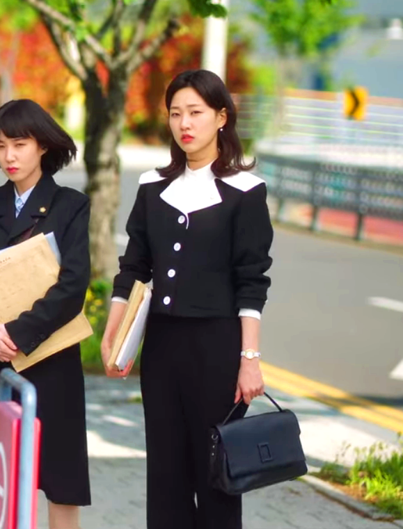 Extraordinary Attorney Woo Choi Su-yeon (Ha Yoon-kyung) Inspired Top and Skirt Set 001 - Dresses