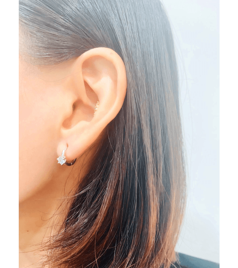 Korea Huggies 001 - ONE SIZE ONLY / 1 cm / Silver - Earrings