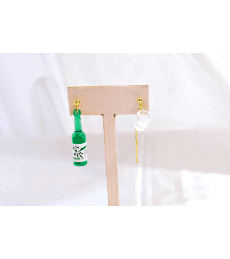 Soju Earrings - ONE SIZE ONLY / Gold / 100% Handmade in South Korea - Earrings