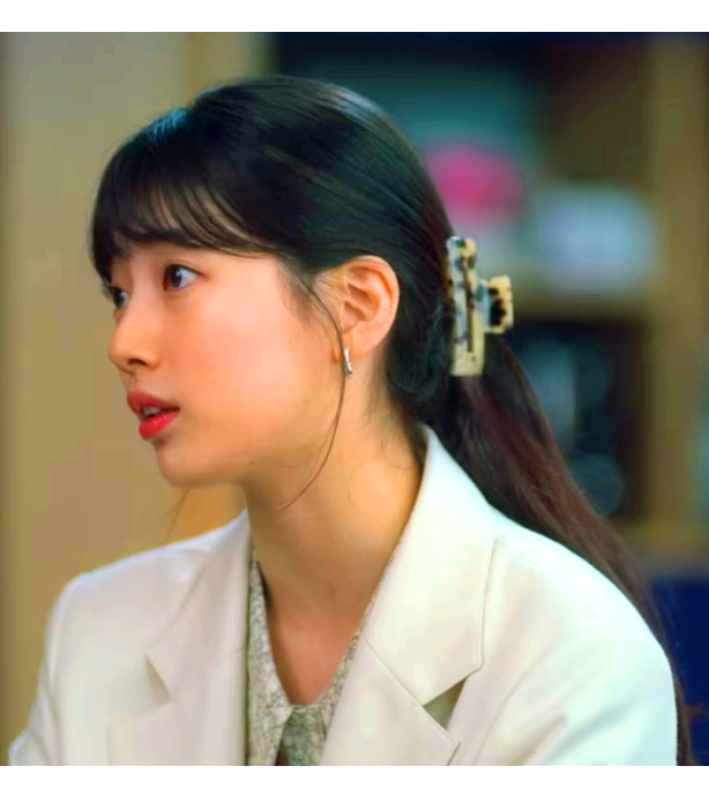 Start Up Suzy (Bae Suzy) Inspired Hair Clip 002 - ONE SIZE ONLY / Beige - Hair Accessories