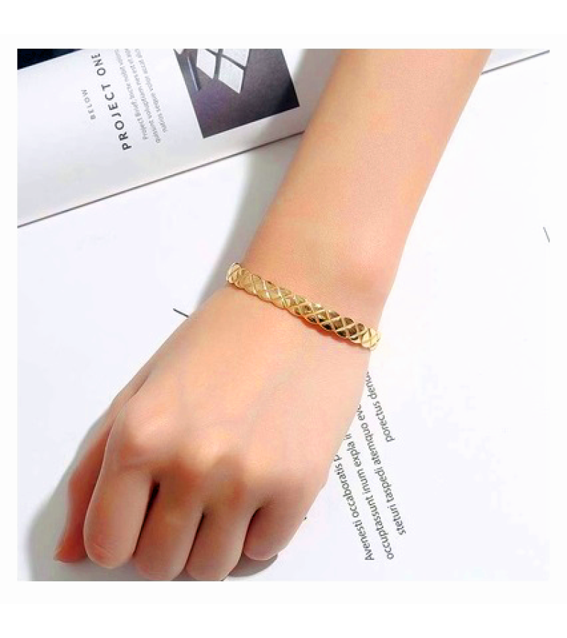 The King: Eternal Monarch Kim Go-eun Inspired Bangle 001 - ONE SIZE ONLY / Cuff Version / Pale Gold - Bangle